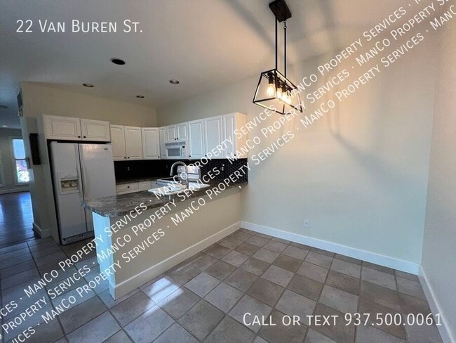 Building Photo - 22 Van Buren St