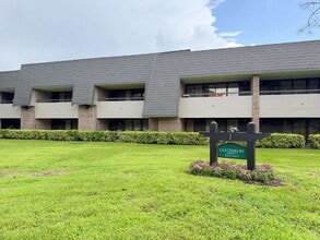Building Photo - "Spacious 2-Bed, 2-Bath Condo Retreat in Innisbrook Community – 1210 Sq Ft of Comfort at 36750 US...