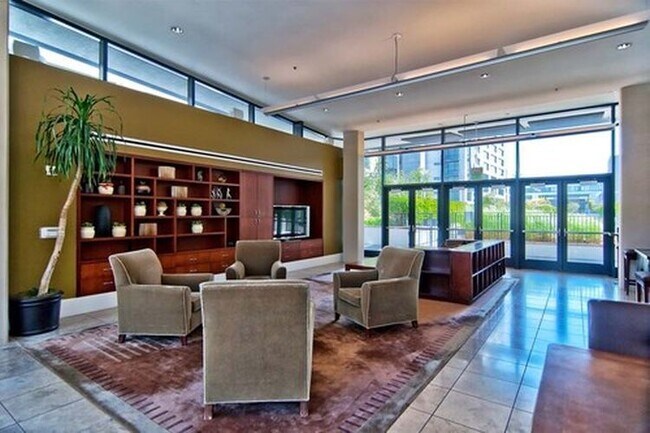 Building Photo - South Beach - 1 BR, 1BA Condo 814 Sq. Ft. ...