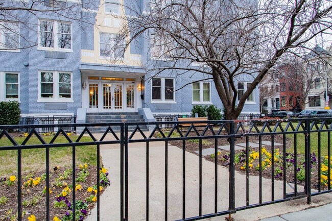 Building Photo - 1901 16th St NW