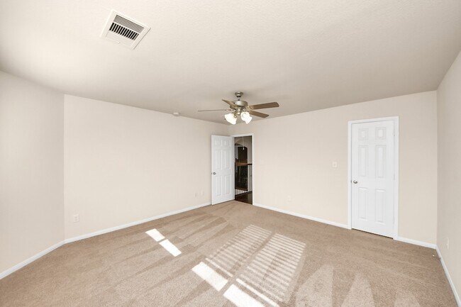 Building Photo - 5038 Gold Haven Dr