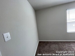Building Photo - 10234 Robbins Crk