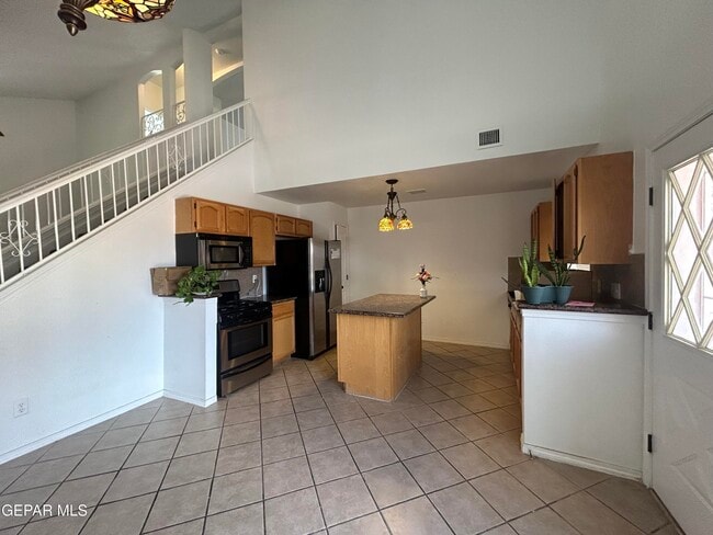 Building Photo - 3413 Mike Godwin Dr