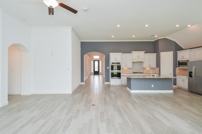 Building Photo - 6019 Verde Pl Ln