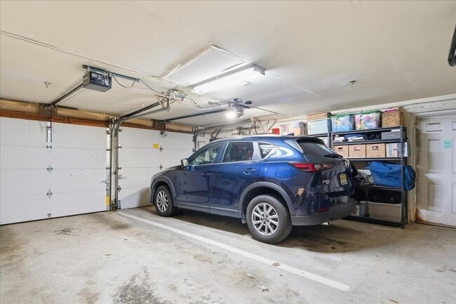 Building Photo - 600 Jefferson St