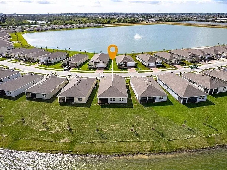 Building Photo - 891 Stonewater Lake Ter