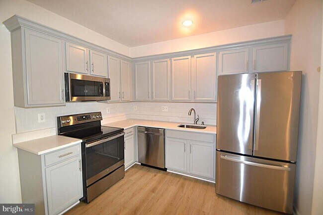 Building Photo - 20508 Milbridge Ter