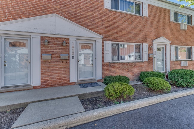 Building Photo - 1420 Shermer Rd