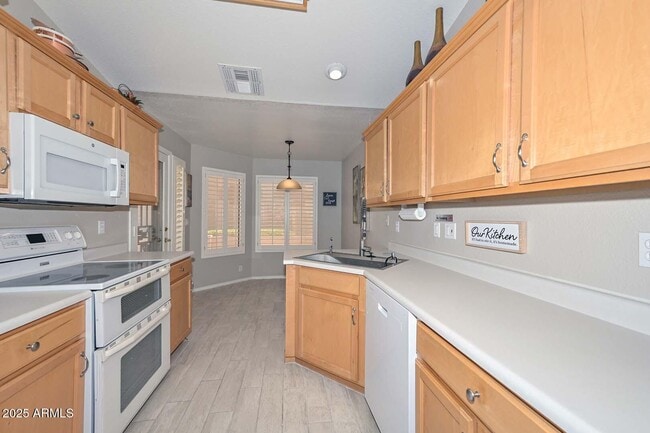 Building Photo - 19405 N 83rd Dr