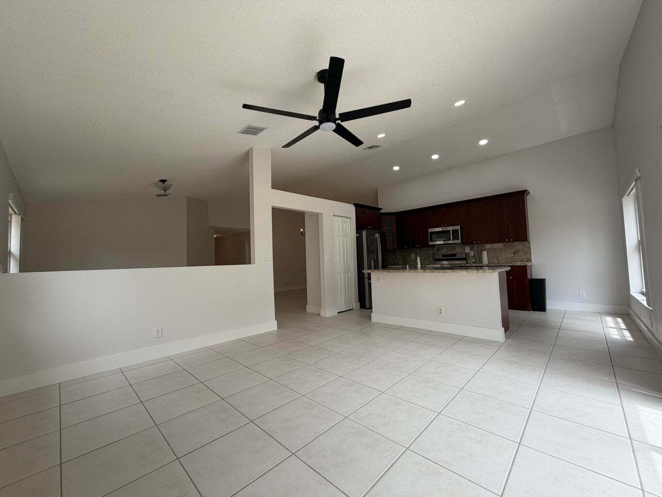 Building Photo - 3386 Treasure Ln