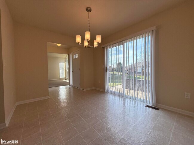 Building Photo - 50299 Highpoint Ct