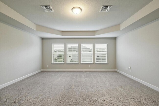 Building Photo - 5308 Via Besso Dr
