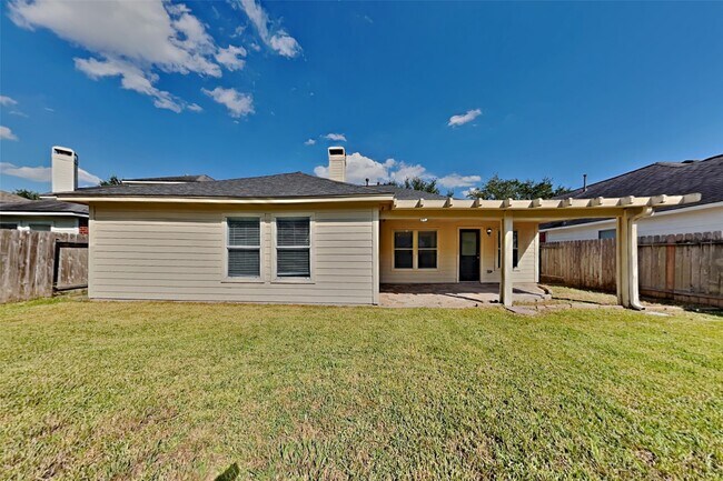 Building Photo - 3707 Cane Lake Dr