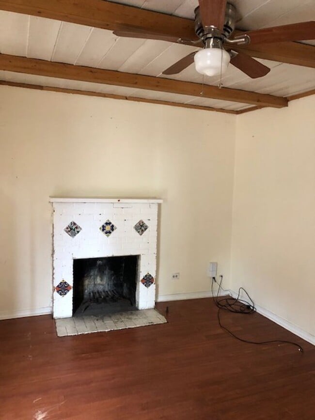 Building Photo - 2545 Trichel St