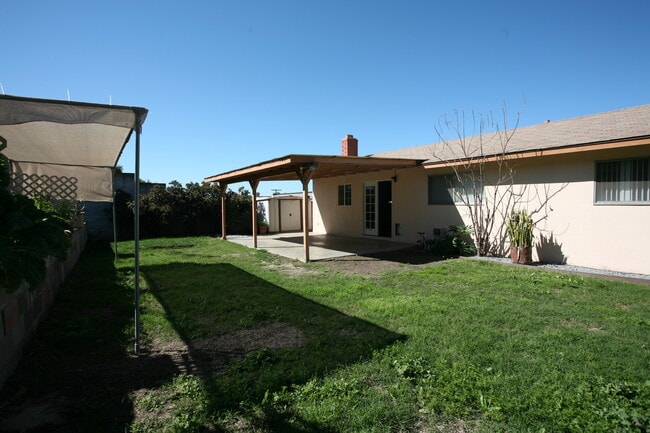 Building Photo - 3Br 2Ba Single level Home