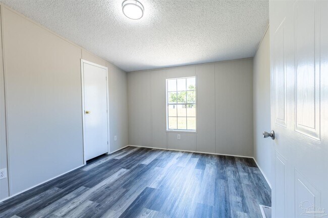 Building Photo - 5816 Congress Ct