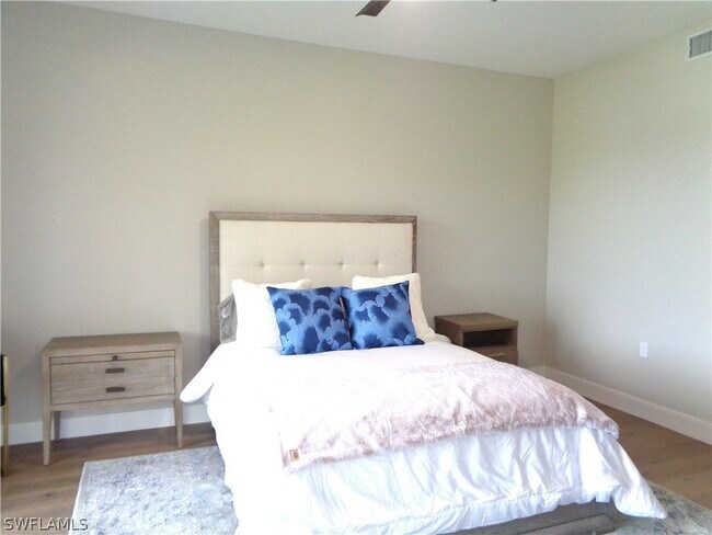 Building Photo - 825 Regency Reserve Cir