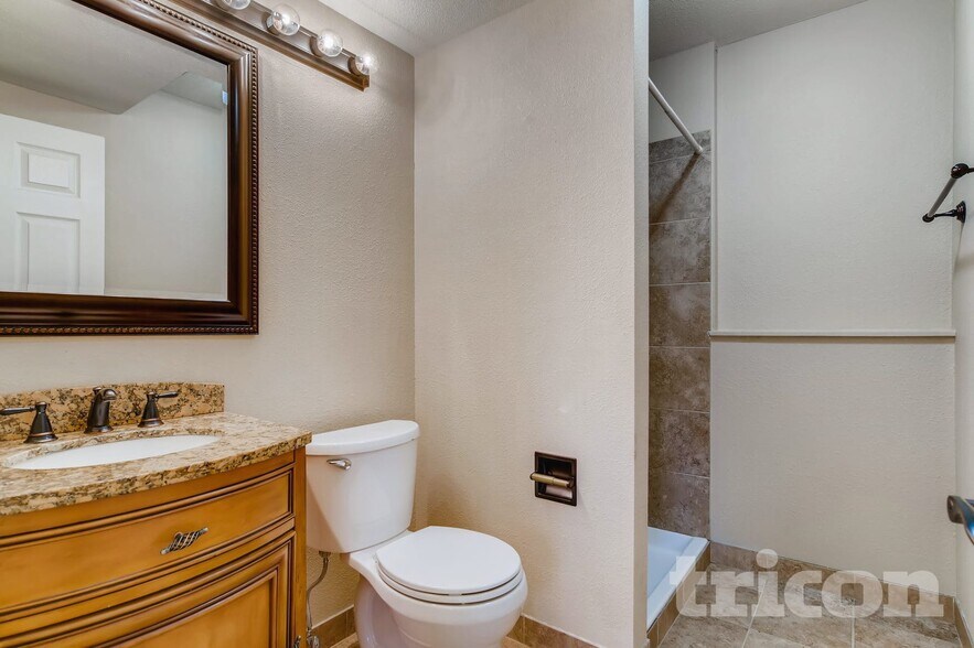 Building Photo - 2674 Deliverance Dr