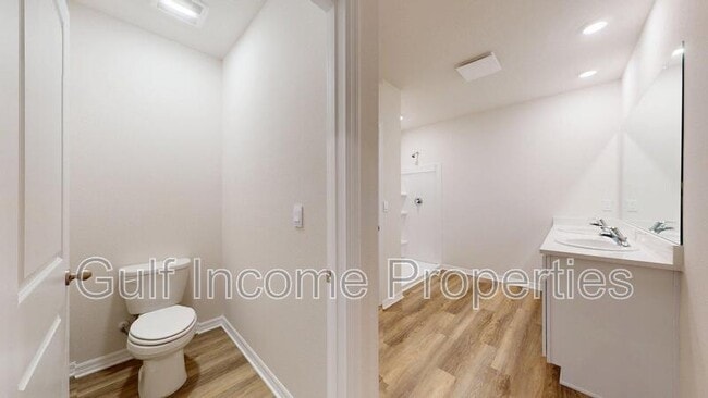 Building Photo - 18220 Canopy Pl