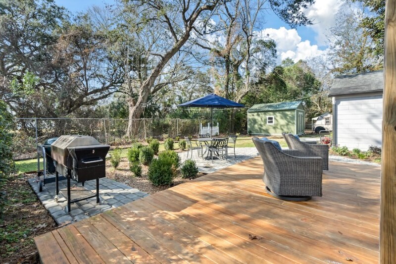 Building Photo - 1 Paula Dr