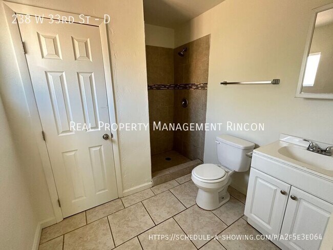 Building Photo - 238 W 33rd St