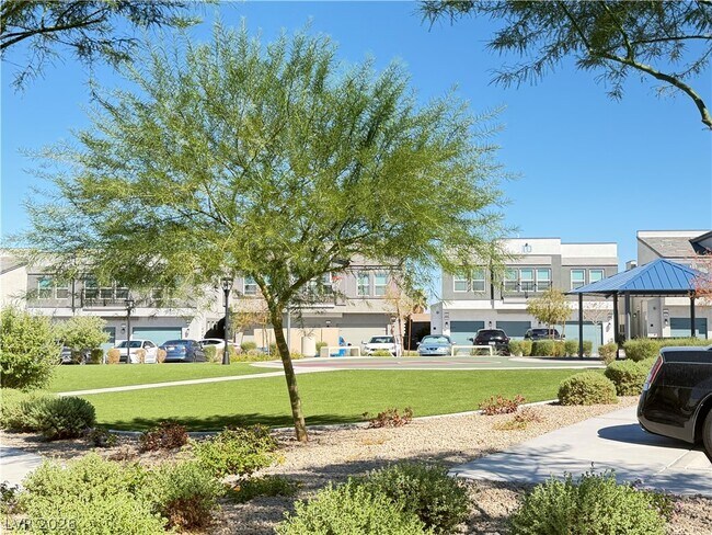 Building Photo - 541 Bellum Dr