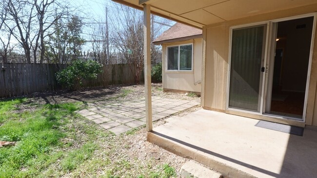 Building Photo - 6223 Avery Island Ave