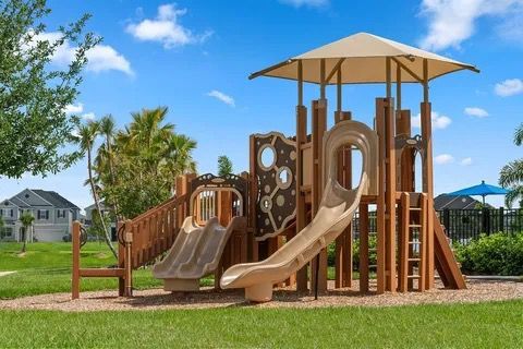 Building Photo - BELLAVIVA 733