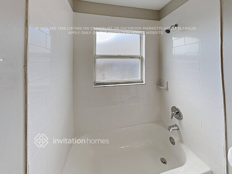 Building Photo - 1509 Hulett Dr