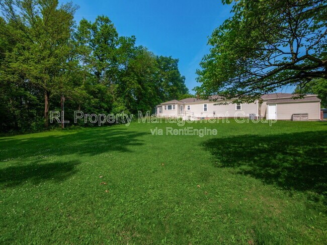 Building Photo - 2517 Minerva Lake Rd