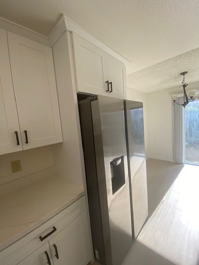Building Photo - 1118 Woodridge Dr
