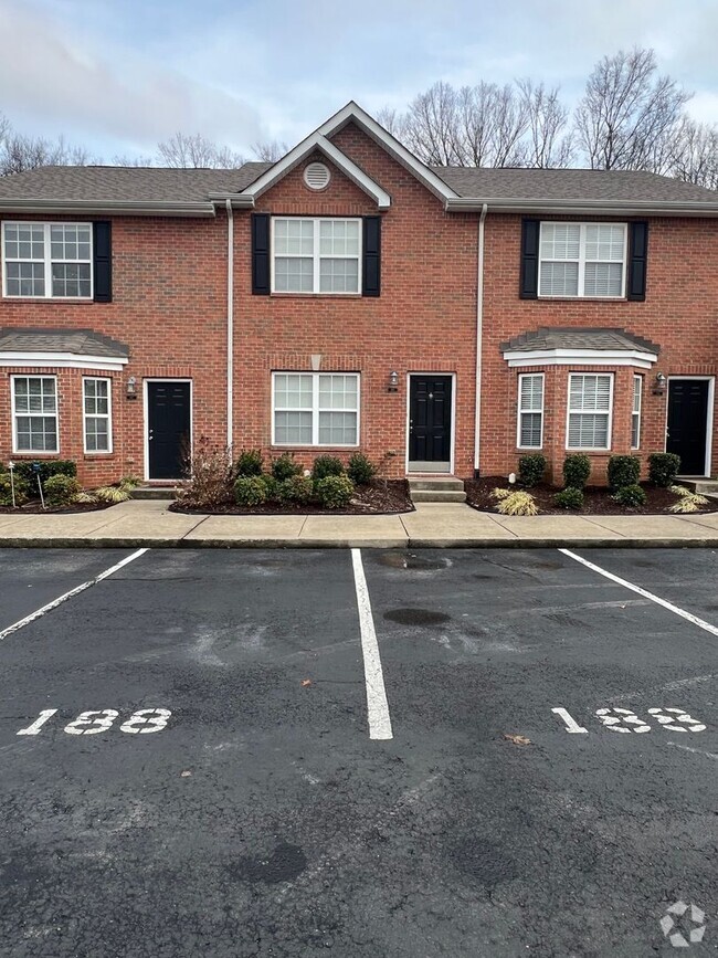 Building Photo - 2 Bedroom Townhome Close to Downtown Frank...