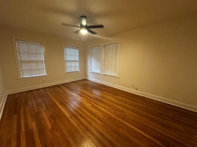 Building Photo - 2404 Indian Trail