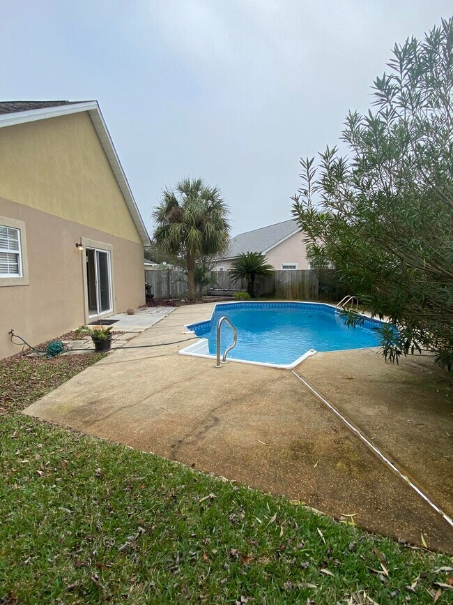 Building Photo - 99 Trista Terrace Ct