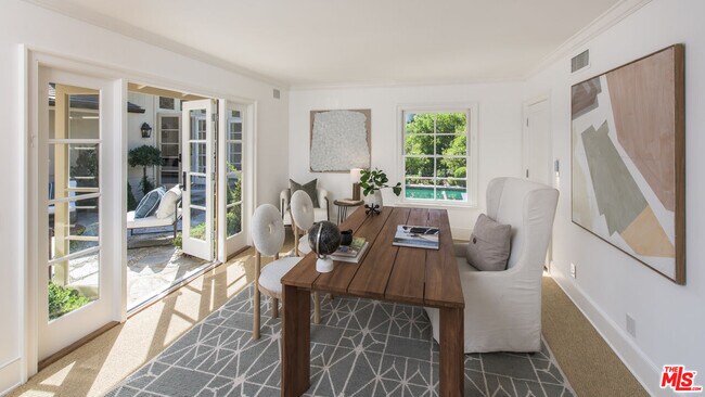 Building Photo - 1330 N Wetherly Dr