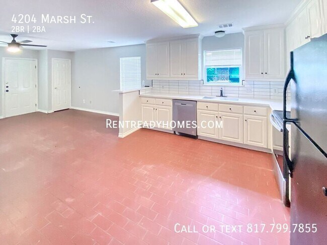 Building Photo - 4204 Marsh St