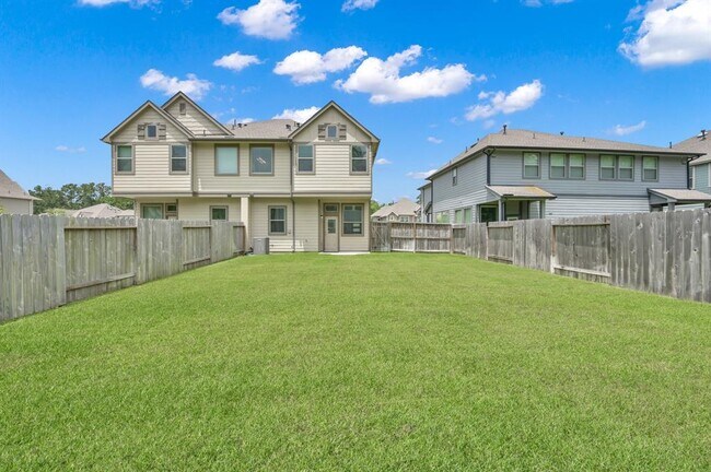 Building Photo - 308 N Spotted Fern Dr