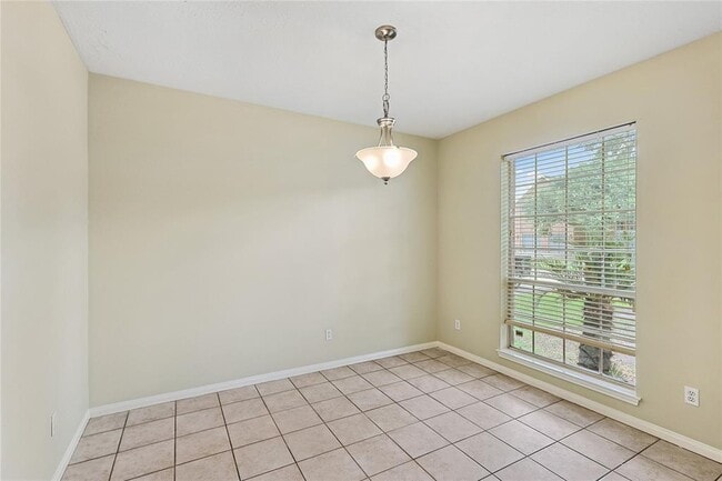 Building Photo - 5502 Atascocita Timbers N