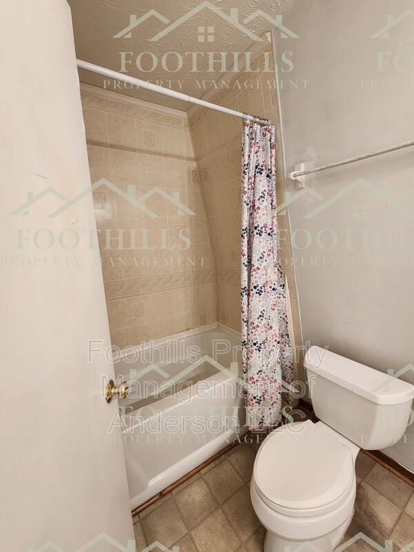 Building Photo - 4638 Pine Needle Cir