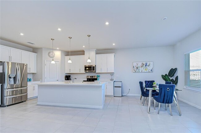 Building Photo - 10422 Gliding Eagle Wy