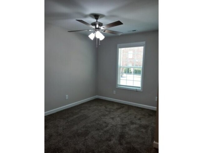 Building Photo - 3203 Sperry Branch Way