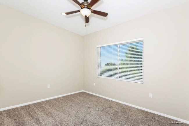 Building Photo - 4929 W Mountain View Dr