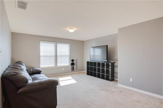 Building Photo - 5429 Northfield Dr