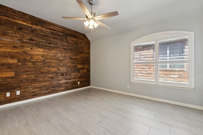 Building Photo - Elegant Living in Fountain Ridge – A Seren...