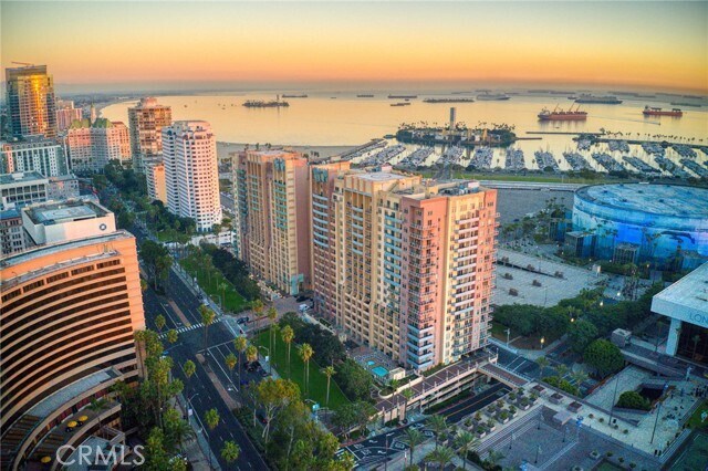 Building Photo - 488 E Ocean Blvd