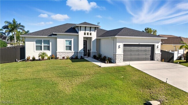 Primary Photo - 525 Tropicana Parkway W