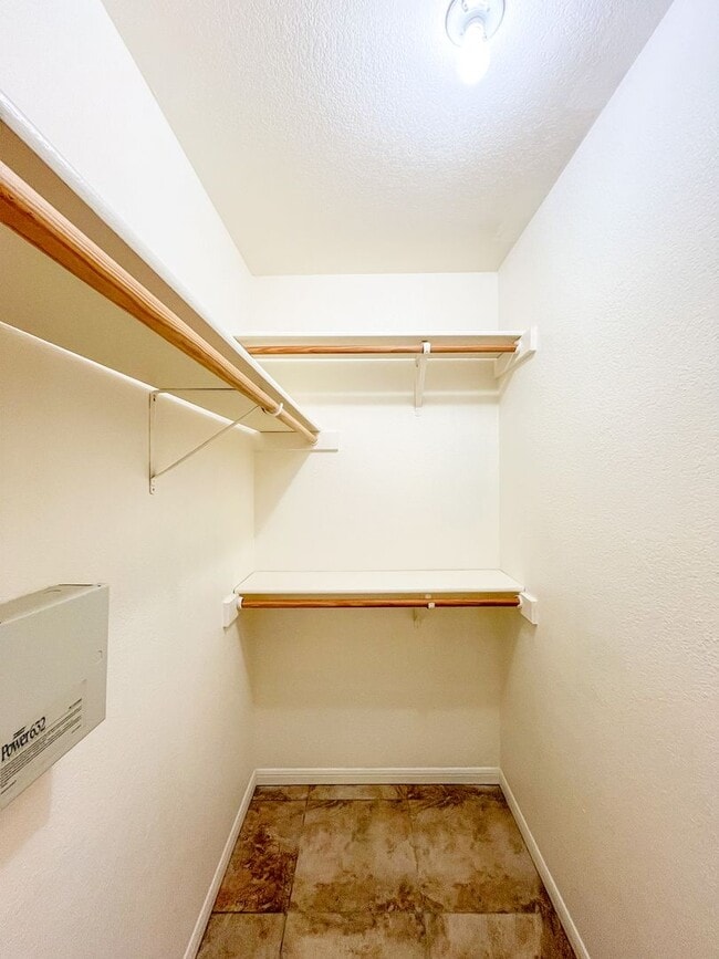 Building Photo - 2603 Edgefield St
