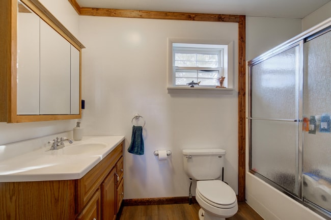 Building Photo - Comfort, Character & Extra Space