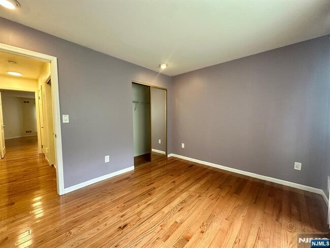 Building Photo - 951 Westgate Dr