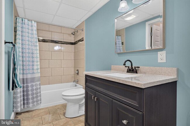 Building Photo - 1417 Hammock Way